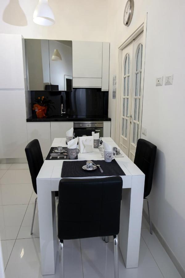 Roma Castel Nepi Home Near Colosseo エクステリア 写真